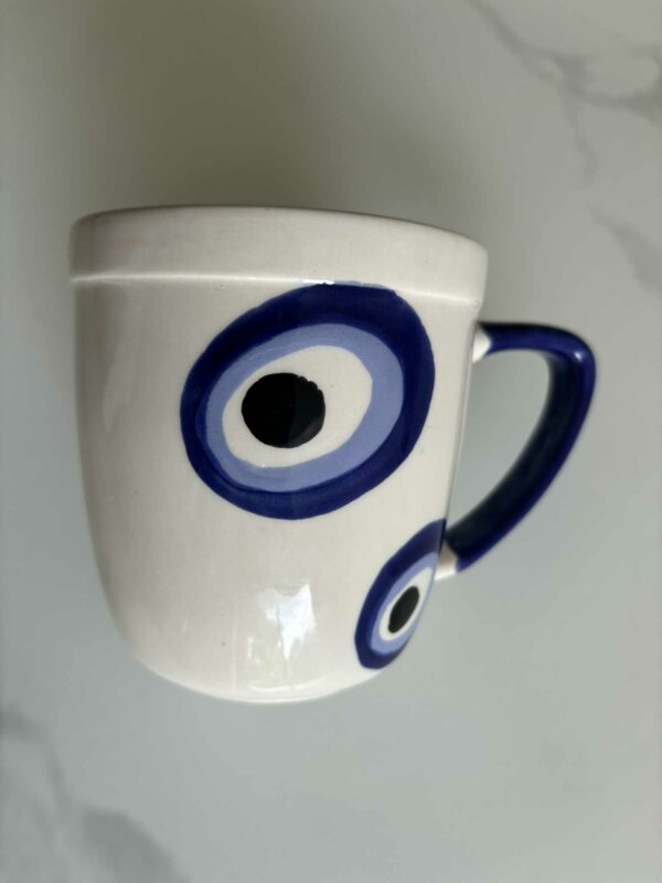 Tasse en céramique artisanale