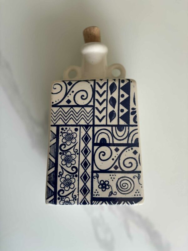 Bouteille d'huile en céramique tunisienne faite main